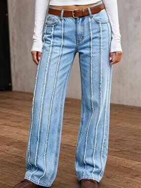 BWT Flamingals Light Blue Wash Stitch Detail Mid Waist Straight Leg  W/O Belt M